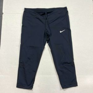 Nike Dri Fit Capri Leggings